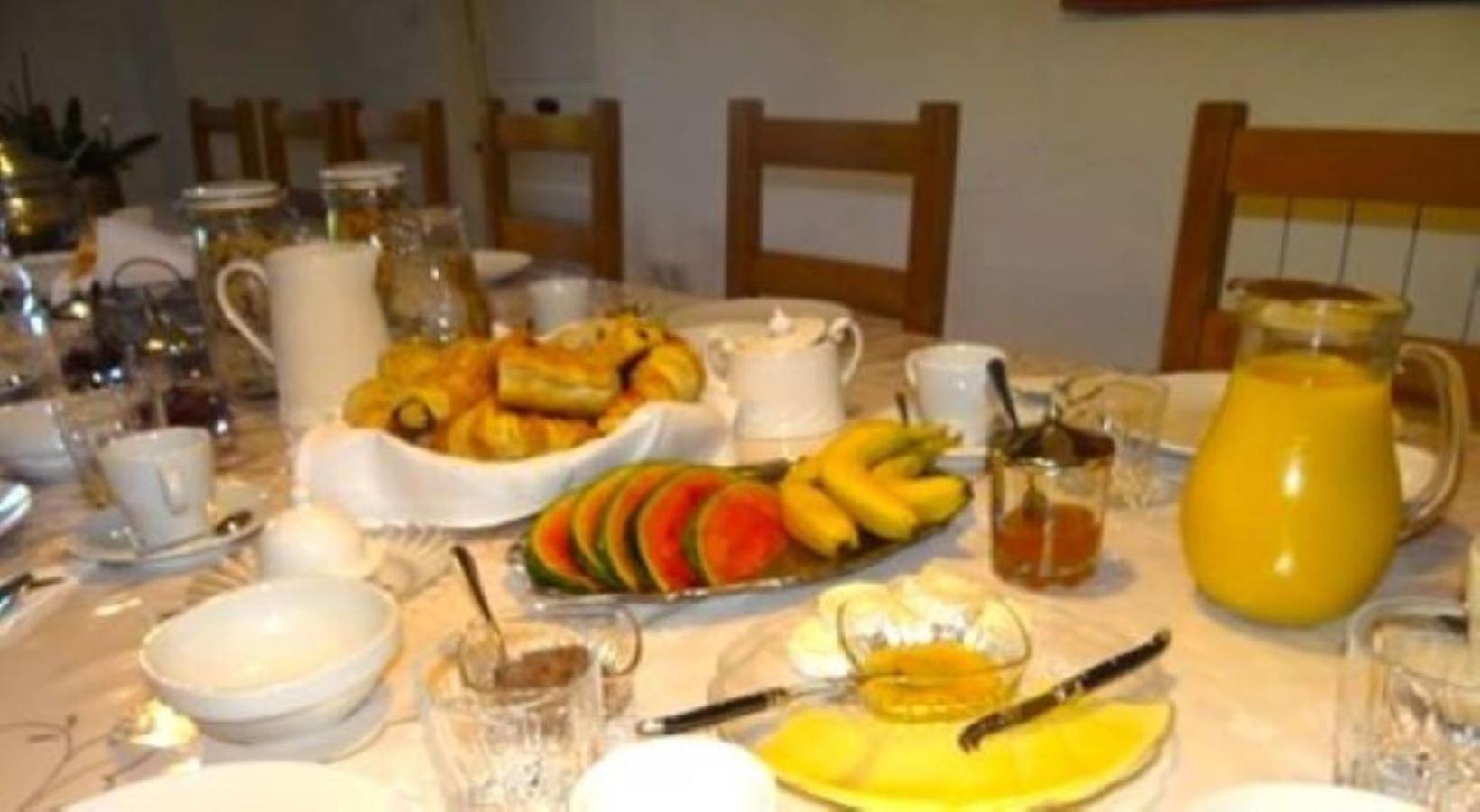 Chez Providence Chambres Et Table D'Hotes Cuxac-Cabardes Екстер'єр фото